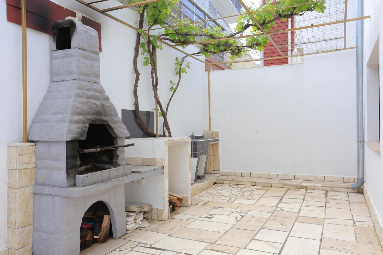 Apartments With A Parking Space Mastrinka, Ciovo - 4324 Trogir Exterior foto