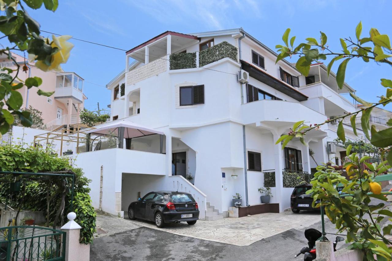 Apartments With A Parking Space Mastrinka, Ciovo - 4324 Trogir Exterior foto