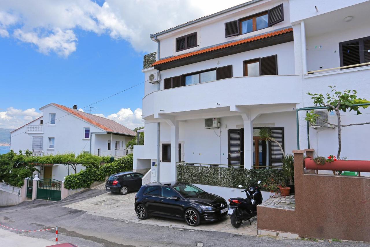 Apartments With A Parking Space Mastrinka, Ciovo - 4324 Trogir Exterior foto