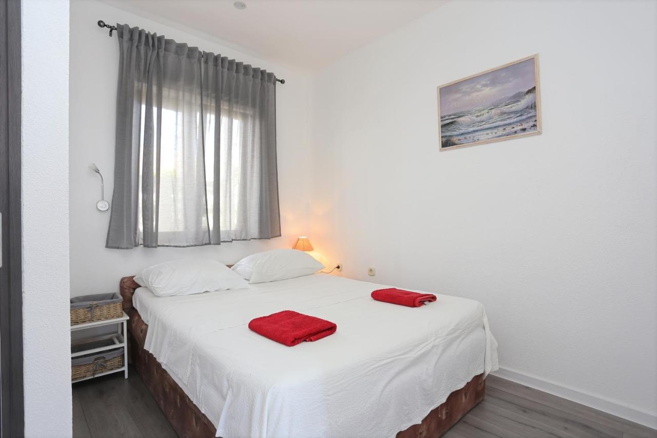 Apartments With A Parking Space Mastrinka, Ciovo - 4324 Trogir Exterior foto