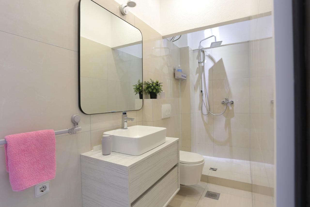 Apartments With A Parking Space Mastrinka, Ciovo - 4324 Trogir Exterior foto
