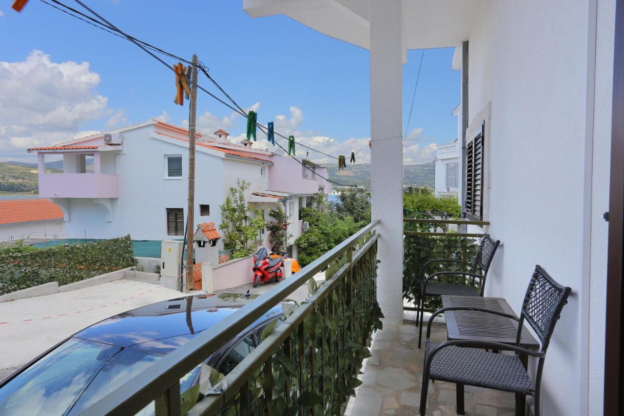 Apartments With A Parking Space Mastrinka, Ciovo - 4324 Trogir Exterior foto
